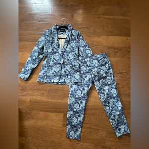 XS Wildfang 2-piece Floral Tuxedo Jacket Suit, Blue